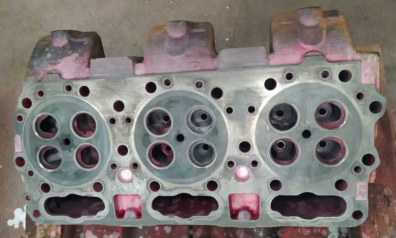 CYLINDER HEAD VTA28 BARE ORIGINAL USED - CULATA ORIGINAL USADA CON ASIENTOS Y GUIAS