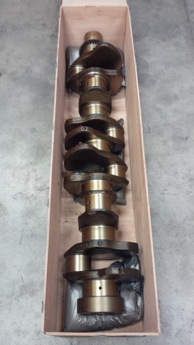 CRANKSHAFT S6D140 WITH HELICAL PINION - CIGÜEÑAL S6D140 FORJADO CON PIÑON HELICOIDAL